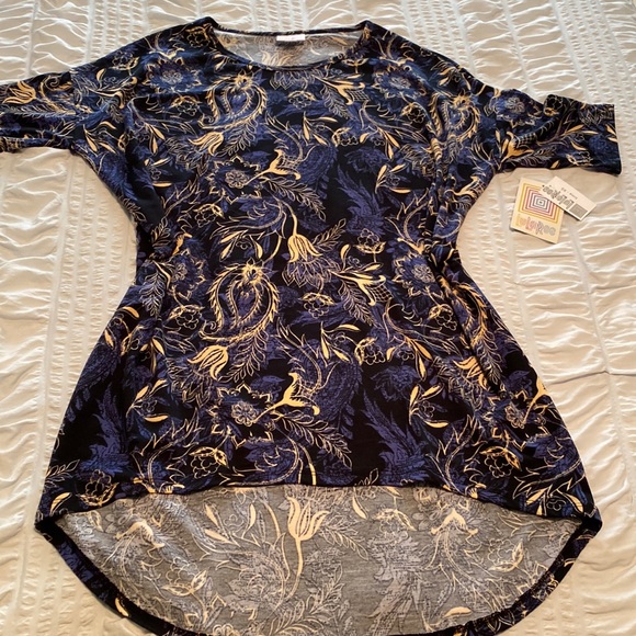 NWT Beautiful Print Irma Top by LuLaRoe | Size XS - Picture 1 of 5
